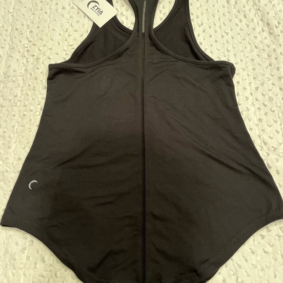 ZYIA Black effortless tank - long Size Lg NWT - Picture 4 of 4
